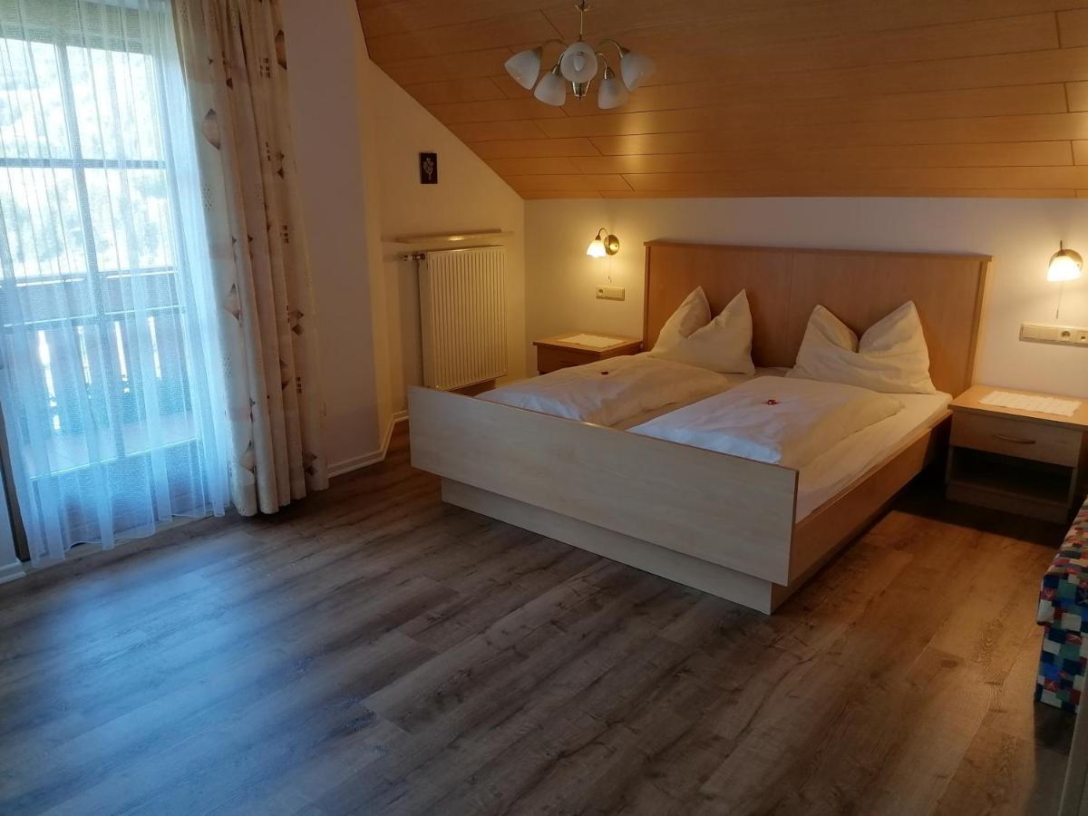 Stegerhof Apartment Monguelfo-Tesido / Welsberg-Taisten Bagian luar foto