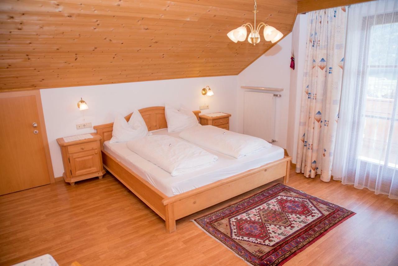 Stegerhof Apartment Monguelfo-Tesido / Welsberg-Taisten Bagian luar foto